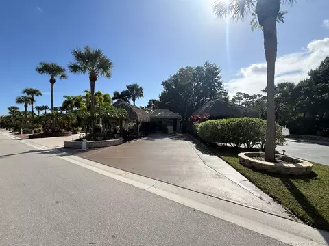21 NW Boundary Dr, Port St Lucie, FL 34986