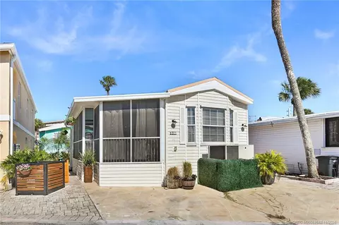 10725 S Ocean Dr #311, Jensen Beach, FL 34957