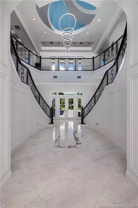 Entry Way - 2346 NW Fork Rd, Stuart, FL 34994 photo 4 of 11