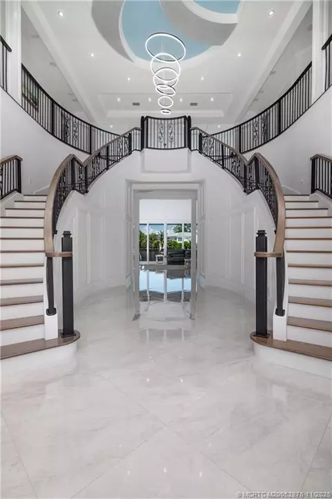 Entry Way - 2346 NW Fork Rd, Stuart, FL 34994 photo 2 of 11