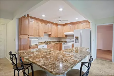 1800 SE St Lucie Blvd #9-204, Stuart, FL 34996