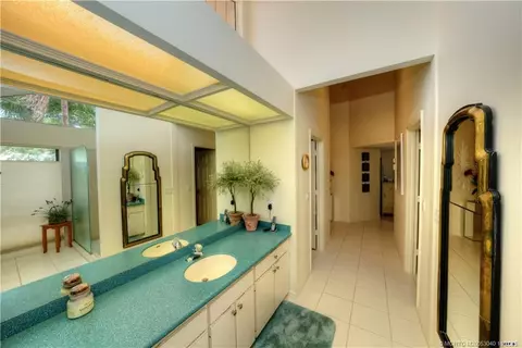 Bath - 5903 SE Glen Eagle Way, Stuart, FL 34997 photo 8 of 8
