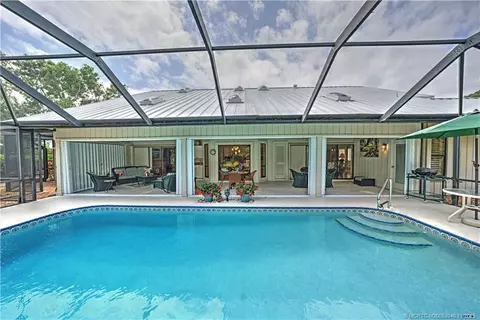 Exterior - 5903 SE Glen Eagle Way, Stuart, FL 34997 photo 10 of 32