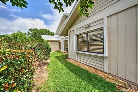 Exterior - 5903 SE Glen Eagle Way, Stuart, FL 34997 photo 18 of 32