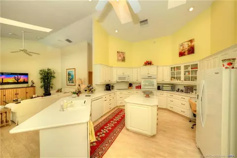 Kitchen - 5903 SE Glen Eagle Way, Stuart, FL 34997 photo 1 of 3