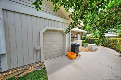 Exterior - 5903 SE Glen Eagle Way, Stuart, FL 34997 photo 20 of 32