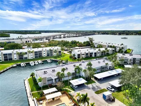 1950 SW Palm City Rd #9-107, Stuart, FL 34994