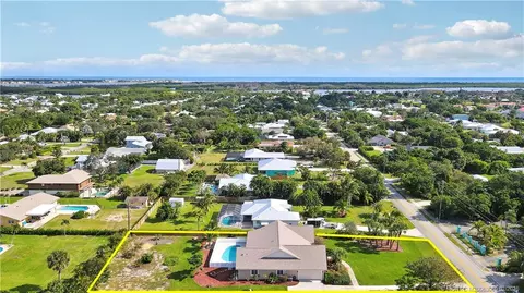 View/Area - 5439 SE Horseshoe Point Rd, Stuart, FL 34997 photo 1 of 7