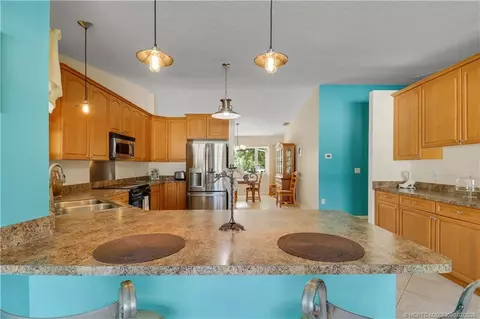 Kitchen - 5439 SE Horseshoe Point Rd, Stuart, FL 34997 photo 4 of 7