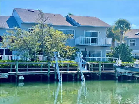 2486 Harbour Cove Dr, Hutchinson Island, FL 34949