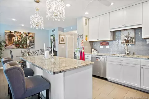1800 SE Saint Lucie Blvd #10-305, Stuart, FL 34996