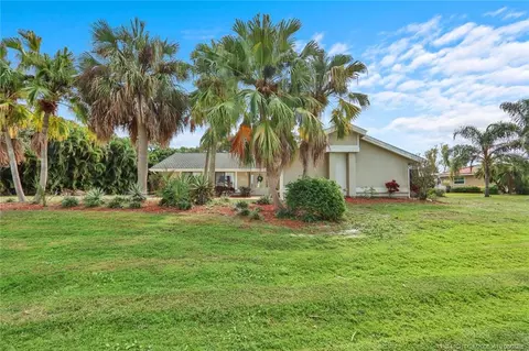 3060 SE Darien Rd, Port Saint Lucie, FL 34952