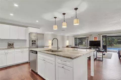 3060 SE Darien Rd, Port Saint Lucie, FL 34952