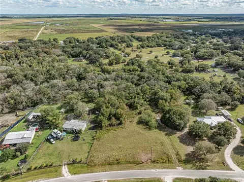 17530 NW 38th Ave, Okeechobee, FL 34972 photo 2