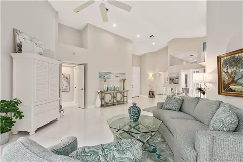 2251 NW Seagrass Dr, Palm City, FL 34990