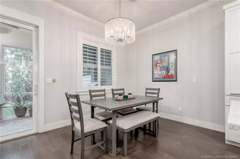 Dining - 411 SE High School Ave, Stuart, FL 34994 photo 2 of 2