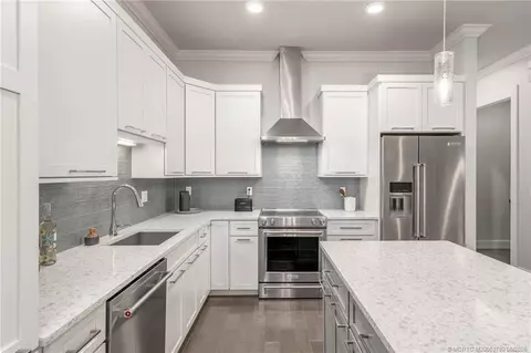 Kitchen - 411 SE High School Ave, Stuart, FL 34994 photo 1 of 3