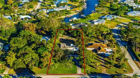 1103 NW Pine Lake Dr, Stuart, FL 34994