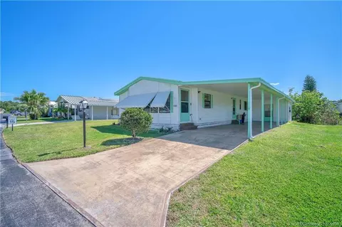 4676 SE Basswood Ter, Stuart, FL 34997