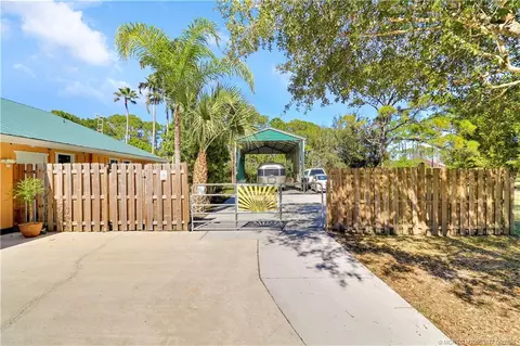 Exterior - 10941 SW Hawkview Cir, Stuart, FL 34997 photo 5 of 10