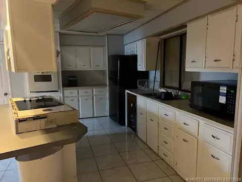 2555 Pga Blvd #371, Palm Beach Gardens, FL 33410