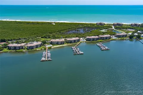 View/Area - 4490 NE Sandpebble Trce #105, Stuart, FL 34996 photo 2 of 8