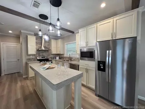 644 Sun Ray Ct, Boynton Beach, FL 33436