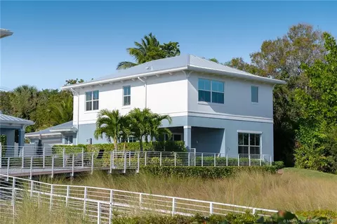 4659 SE Manatee Way, Stuart, FL 34997 photo 1
