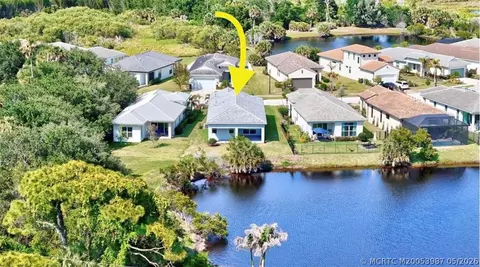 179 SE Via Tirso, Port Saint Lucie, FL 34952
