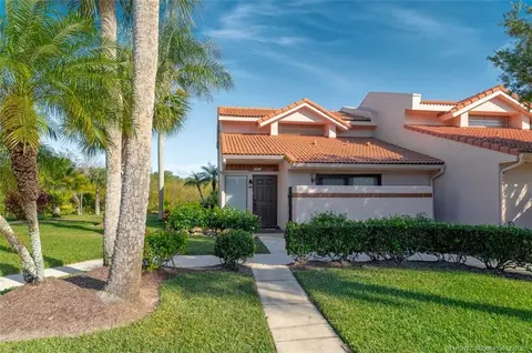 3307 SE Sandpiper Cir, Port Saint Lucie, FL 34952