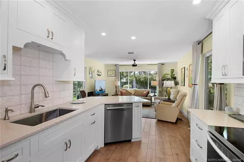 Kitchen - 1898 SE Coronado Ln, Stuart, FL 34996 photo 2 of 6
