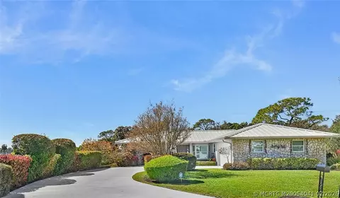 1898 SE Coronado Ln, Stuart, FL 34996