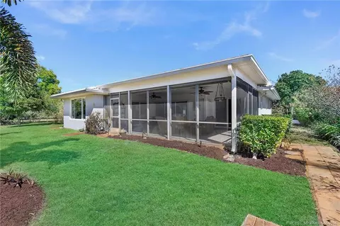 Exterior - 1898 SE Coronado Ln, Stuart, FL 34996 photo 6 of 12