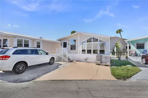 10725 S Ocean Dr #109, Jensen Beach, FL 34957