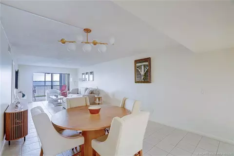Dining - 10 NE Plantation Rd #101, Stuart, FL 34996 photo 3 of 4
