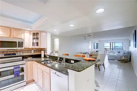 Kitchen - 10 NE Plantation Rd #101, Stuart, FL 34996 photo 1 of 7