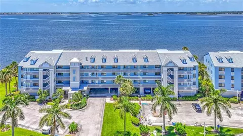 10 NE Plantation Rd #101, Stuart, FL 34996