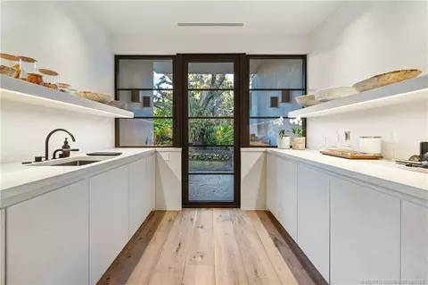 Kitchen - 109 S River Rd, Stuart, FL 34996 photo 4 of 6