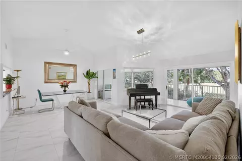 Living - 6433 SE Brandywine Ct #219, Stuart, FL 34997 photo 3 of 3