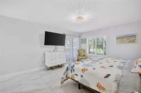 Bedroom - 6433 SE Brandywine Ct #219, Stuart, FL 34997 photo 2 of 5