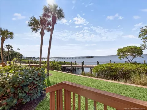 View/Area - 4680 NE Sandpebble Trce #103, Stuart, FL 34996 photo 3 of 5