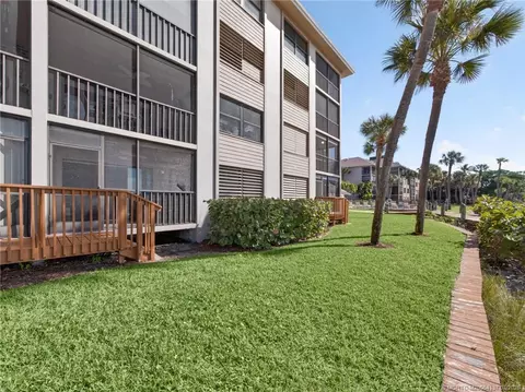Exterior - 4680 NE Sandpebble Trce #103, Stuart, FL 34996 photo 2 of 2
