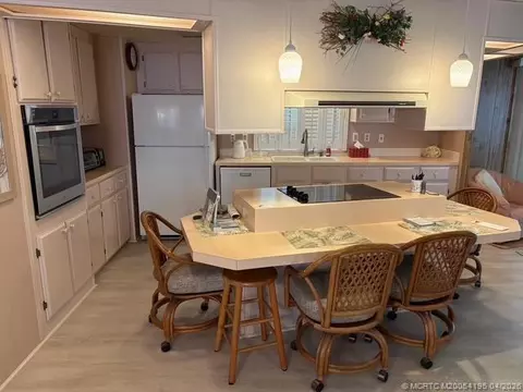 2592 SW Thunderbird Trl, Stuart, FL 34997 photo 7