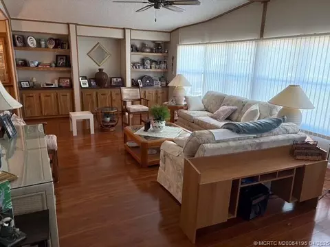 2592 SW Thunderbird Trl, Stuart, FL 34997 photo 5