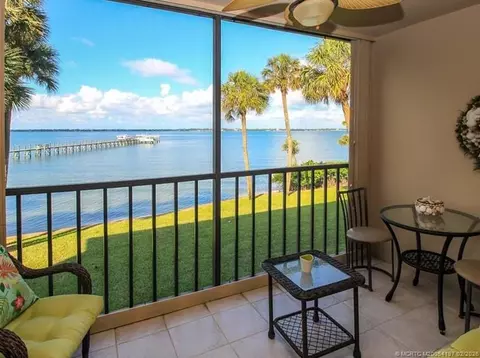 4720 NE Sandpebble Trce #203, Stuart, FL 34996