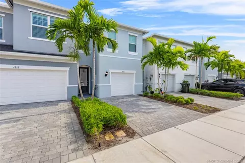 Exterior - 1810 SE Ocean Cove Way, Stuart, FL 34996 photo 3 of 7