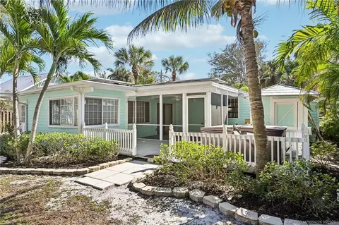 Exterior - 3003 SE River Ter, Stuart, FL 34996 photo 4 of 11
