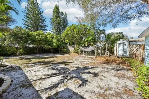 Exterior - 3003 SE River Ter, Stuart, FL 34996 photo 7 of 11