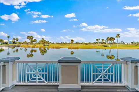 40 NE Plantation Rd #207, Stuart, FL 34996