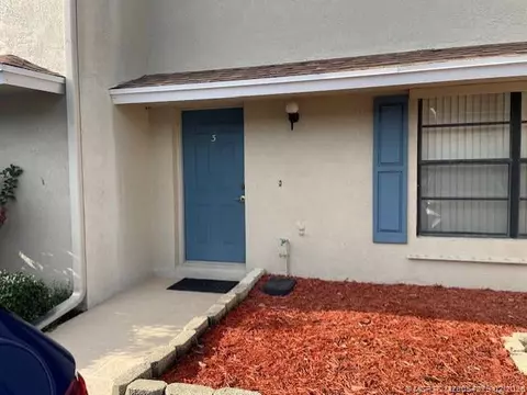 80 SW Blackburn Ter #3, Stuart, FL 34997